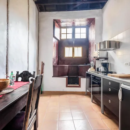 Casa Tradicional Canaria - I *